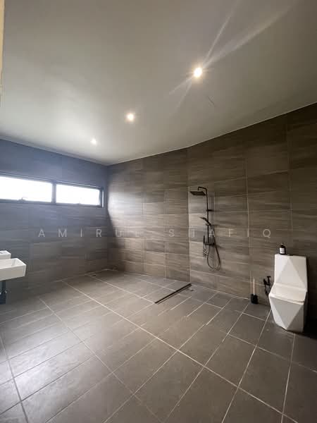 Office for Rent in Kampung Datuk Keramat (Keramat) - Amirul Shafiq - Bathroom - PropertyGuru.com.my
