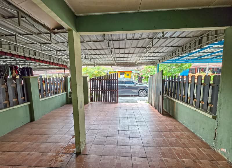 1-storey Terraced House for Sale in Bukit Beruntung (Selangor) - Rohani Daud - Exterior - PropertyGuru.com.my
