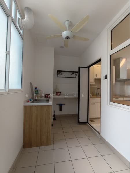 Kondominium untuk Dijual di Damansara Foresta - Ryan Cheah - Kitchen - PropertyGuru.com.my