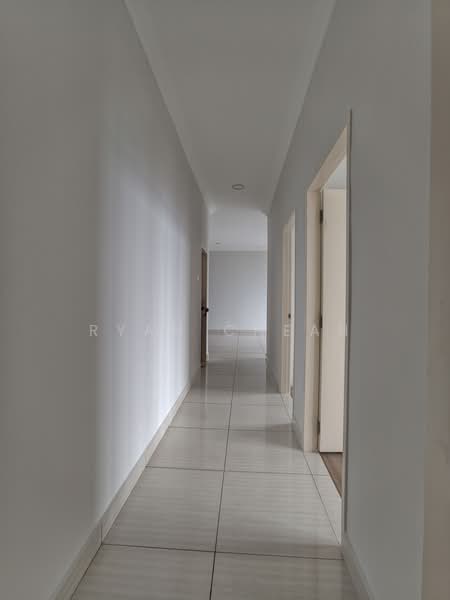 Kondominium untuk Dijual di Damansara Foresta - Ryan Cheah - Corridor - PropertyGuru.com.my