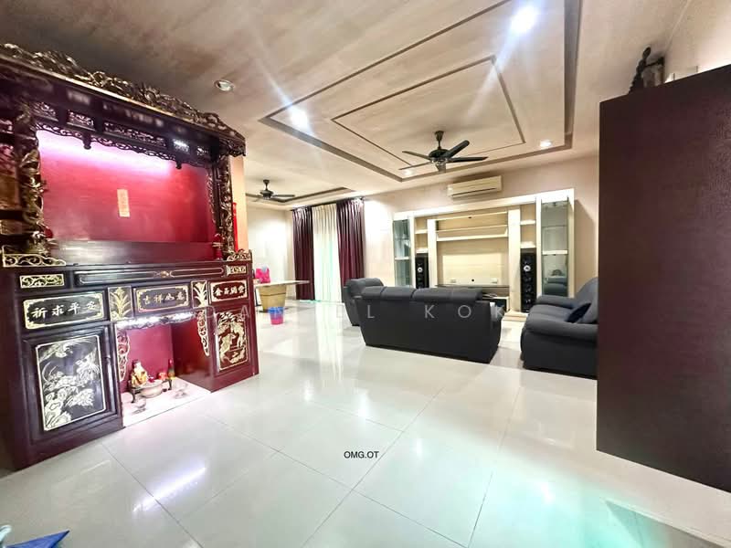 Semi-Detached House for Sale in Kawasan 2, Taman Menara Maju (Klang) - Daniel Kok - Living Room - PropertyGuru.com.my