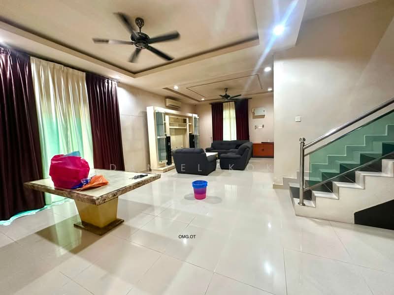 Semi-Detached House for Sale in Kawasan 2, Taman Menara Maju (Klang) - Daniel Kok - Living Room - PropertyGuru.com.my