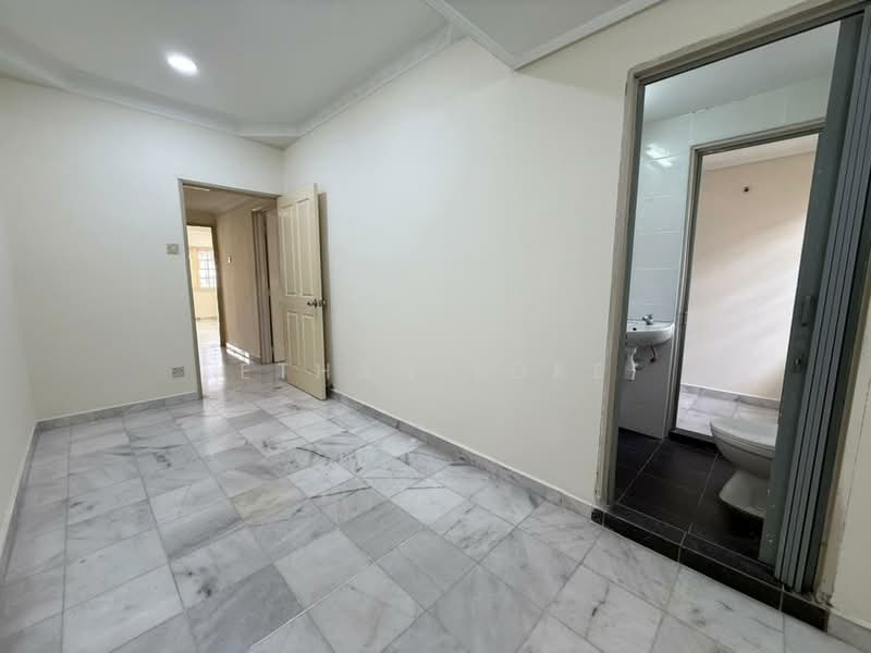 Rumah Teres 2 Tingkat untuk Disewa di Taman Sri Bintang (Kepong) - Ethan Loke - Interior - PropertyGuru.com.my
