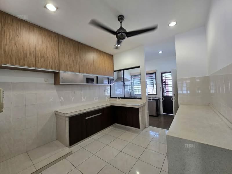 Rumah Teres untuk Dijual di Bandar Puteri Klang (Klang) - Raymond Choo - Kitchen - PropertyGuru.com.my