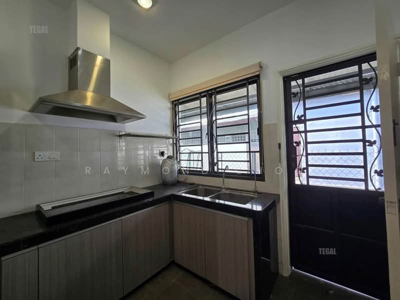 Rumah Teres untuk Dijual di Bandar Puteri Klang (Klang) - Raymond Choo - Kitchen - PropertyGuru.com.my