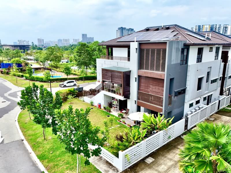 3-storey Terraced House for Sale in Cyberjaya (Selangor) - Syamsul Ilham - Exterior - PropertyGuru.com.my