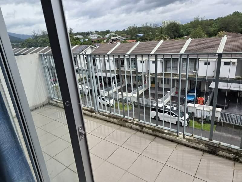 Rumah Bandar untuk Disewa di Semenyih (Selangor) - Chris Choo - Exterior - PropertyGuru.com.my