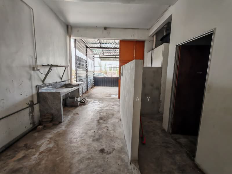 Kedai untuk Disewa di Senai (Kulai) - Nick Tay - Interior - PropertyGuru.com.my