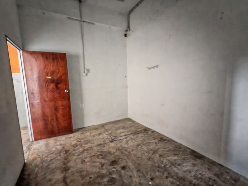 Kedai untuk Disewa di Senai (Kulai) - Nick Tay - Interior - PropertyGuru.com.my