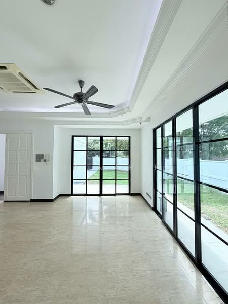 Rumah Banglo untuk Dijual di Ara Damansara (Selangor) - Aimi Mahirah - Living Room - PropertyGuru.com.my