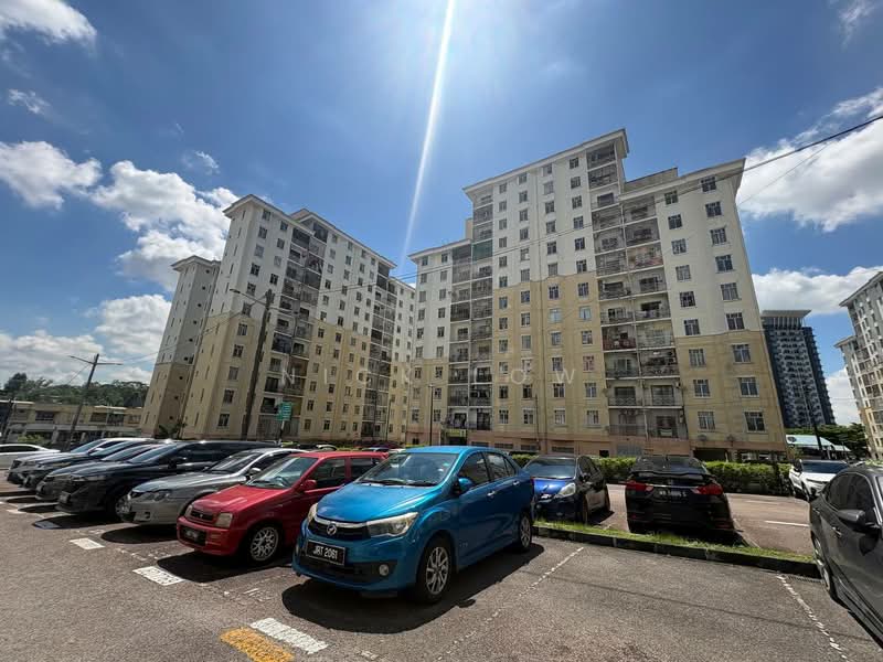 Pangsapuri untuk Disewa di Taman Larkin Idaman Plot C - Nick Low - Exterior - PropertyGuru.com.my