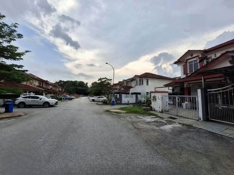 2-storey Terraced House for Sale in Subang (Selangor) - Noor Zihan Nordin - Exterior - PropertyGuru.com.my