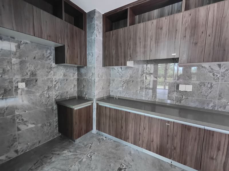 Cluster House for Sale in Forest City (Gelang Patah) - Jia En Lee - Kitchen - PropertyGuru.com.my