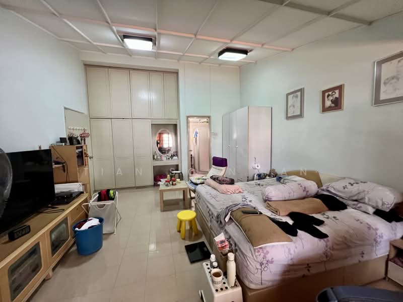 2-storey Terraced House for Sale in Taman Seputeh (Seputeh) - Tian Soon Tan - Bedroom - PropertyGuru.com.my