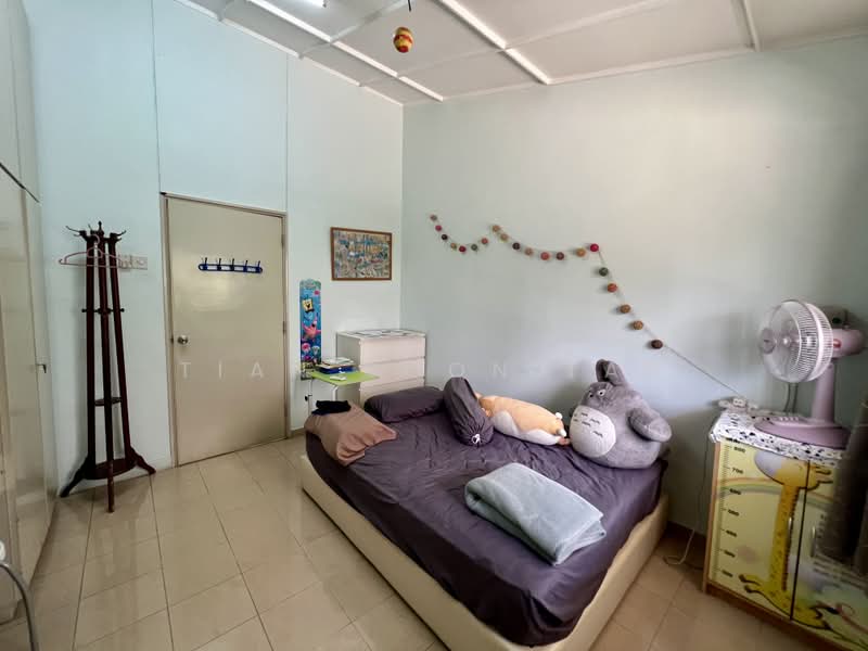 2-storey Terraced House for Sale in Taman Seputeh (Seputeh) - Tian Soon Tan - Bedroom - PropertyGuru.com.my