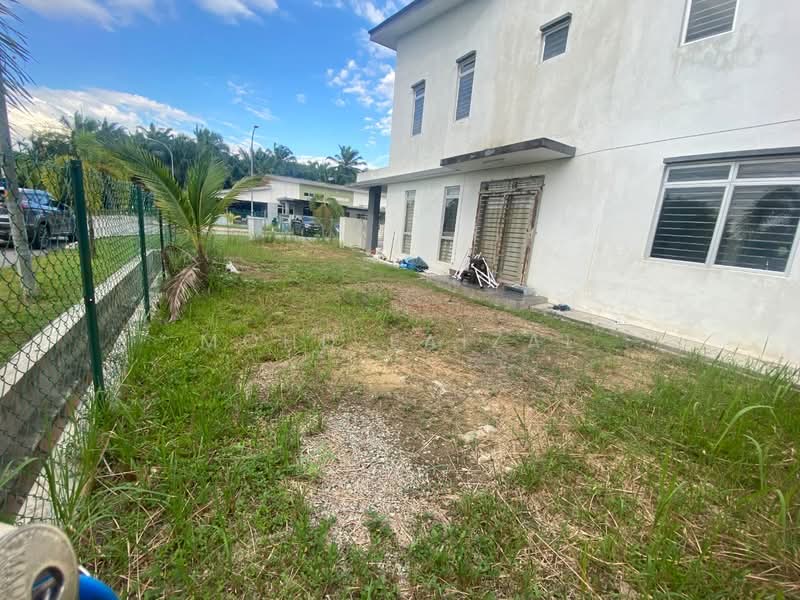 Rumah Teres 2 Tingkat untuk Dijual di Tanjong Duabelas (Selangor) - Mohd Faizal - Exterior - PropertyGuru.com.my