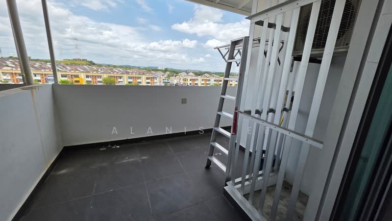 Service Residence for Sale at Meridin Bayvue Serviced Apartment - Alanis Lee - PropertyGuru.com.my
