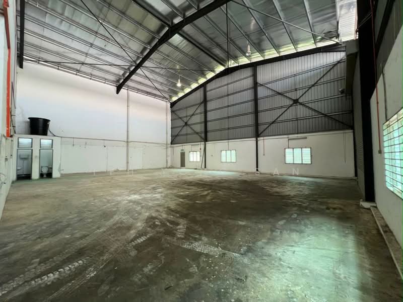 Semi-D Factory for Rent in Taman Perindustrian Air Hitam (Klang) - Teh Yong San - Interior - PropertyGuru.com.my