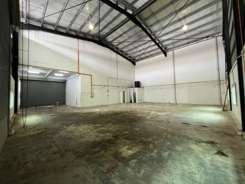 Semi-D Factory for Rent in Taman Perindustrian Air Hitam (Klang) - Teh Yong San - Interior - PropertyGuru.com.my