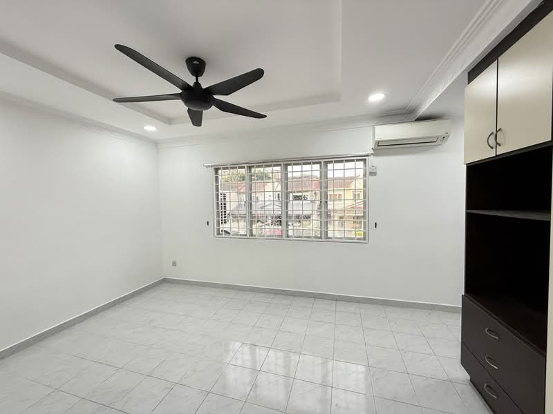 Rumah Teres 2 Tingkat untuk Dijual di Seksyen 4, Taman Kinrara (Puchong) - Carson Lai - Bedroom - PropertyGuru.com.my