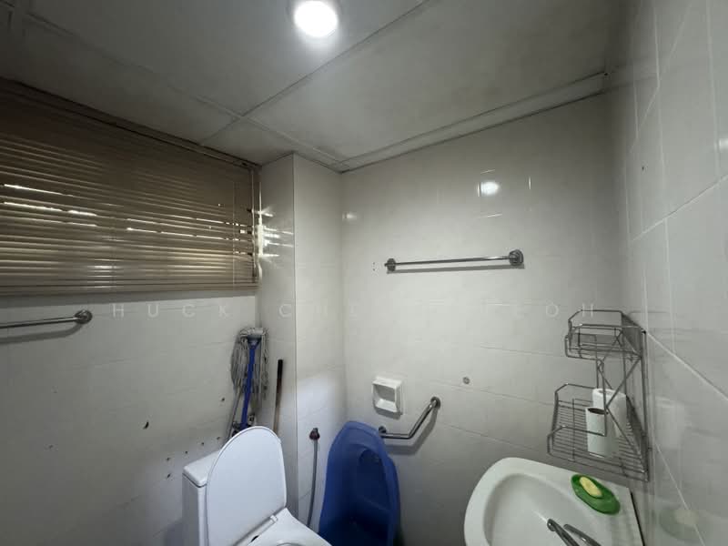 Rumah Teres 2 Tingkat untuk Dijual di Taman Chee Seng (Tanjung Bungah) - Huck Cheng Yeoh - Bathroom - PropertyGuru.com.my