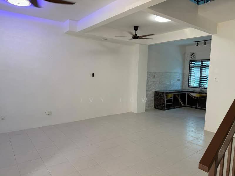 Rumah Teres 2 Tingkat untuk Disewa di Kota Tinggi (Johor) - Ivy Low - Living Room - PropertyGuru.com.my