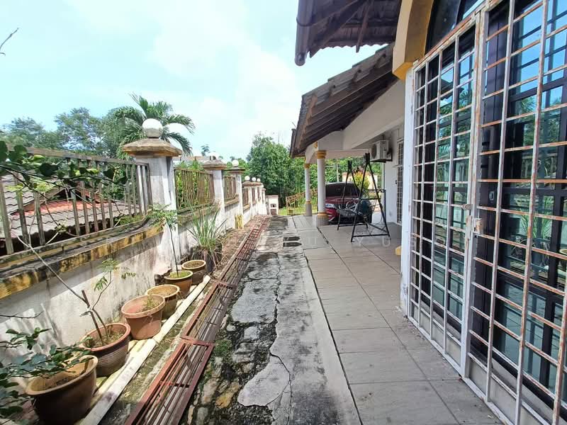 Bungalow House untuk Dijual di Kampung Sungai Plong (Sungai Buloh) - Sri Rohayu Yusof - PropertyGuru.com.my
