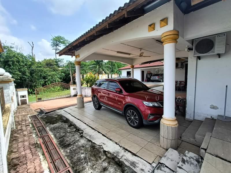 Bungalow for Sale in Kampung Sungai Plong (Sungai Buloh) - Sri Rohayu Yusof - PropertyGuru.com.my
