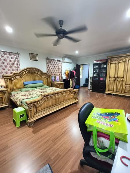 Bungalow for Sale in Kampung Sungai Plong (Sungai Buloh) - Sri Rohayu Yusof - PropertyGuru.com.my
