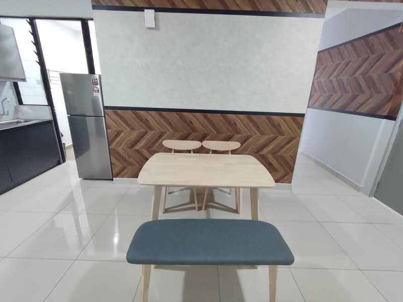 Kondominium untuk Disewa di Mizumi Residences - JJ Lee - Dining Room - PropertyGuru.com.my