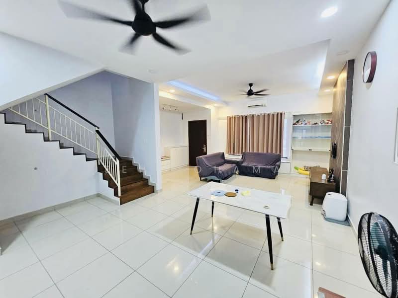 2-storey Terraced House for Sale in Sepang (Selangor) - Reen Mohamad - Living Room - PropertyGuru.com.my
