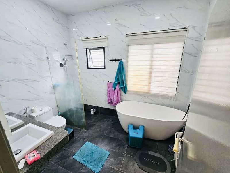 2-storey Terraced House for Sale in Sepang (Selangor) - Reen Mohamad - Bathroom - PropertyGuru.com.my