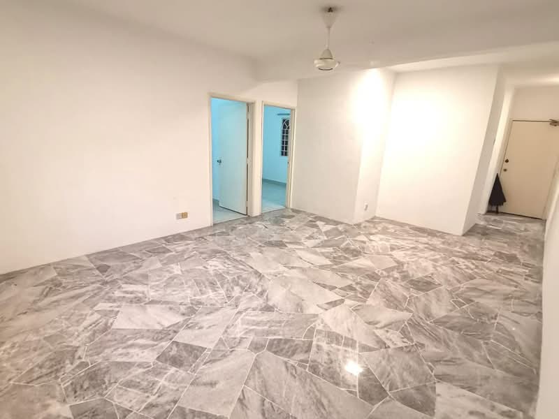 Flat for Sale at Rajawali Apartment - Yean Ma - Living Room - PropertyGuru.com.my