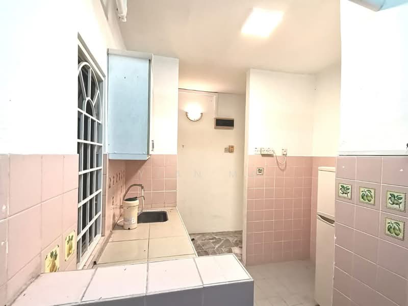 Flat for Sale at Rajawali Apartment - Yean Ma - Kitchen - PropertyGuru.com.my