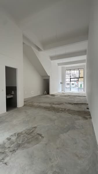 Retail Space for Rent in Bukit Indah (Iskandar Puteri (Nusajaya)) - Alicia Fong - Interior - PropertyGuru.com.my