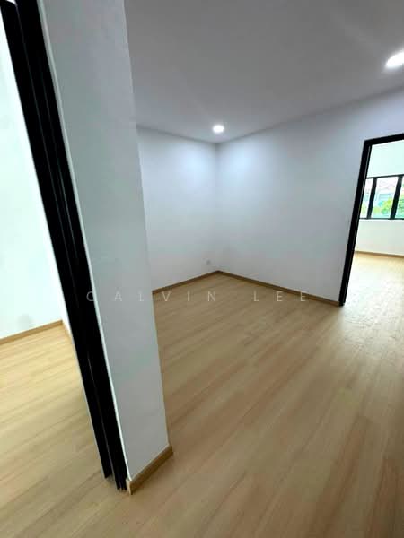 Rumah Teres 2-Tingkat untuk Dijual di Taman Molek (Johor Bahru) - Calvin Lee - PropertyGuru.com.my