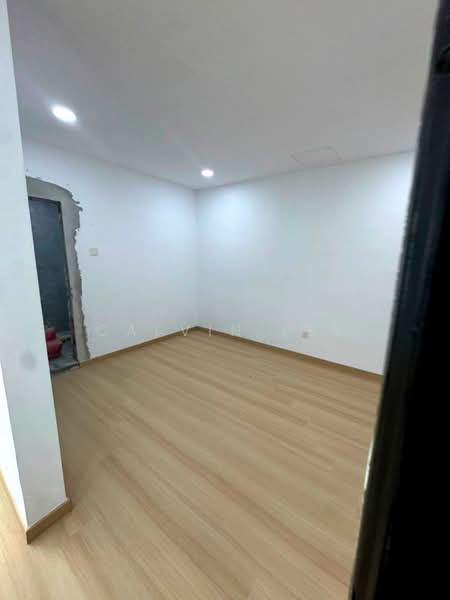 Rumah Teres 2-Tingkat untuk Dijual di Taman Molek (Johor Bahru) - Calvin Lee - PropertyGuru.com.my