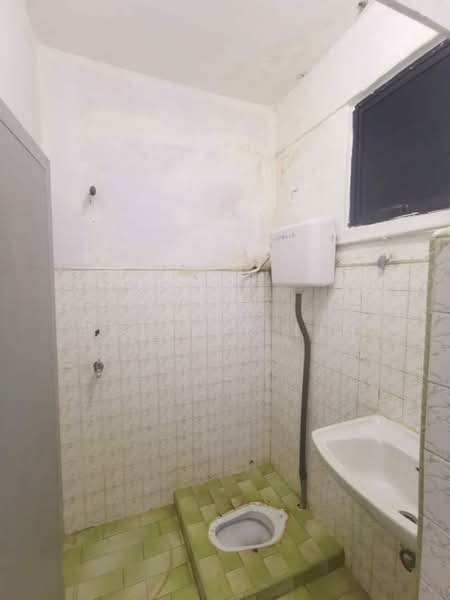 Flat for Sale at Flat Taman Ungku Tun Aminah - Patrick Lim - PropertyGuru.com.my
