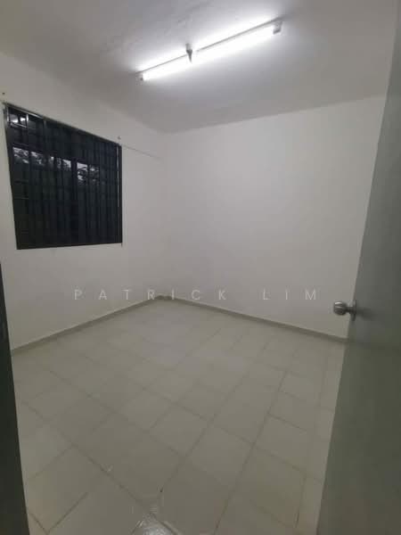 Flat for Sale at Flat Taman Ungku Tun Aminah - Patrick Lim - PropertyGuru.com.my