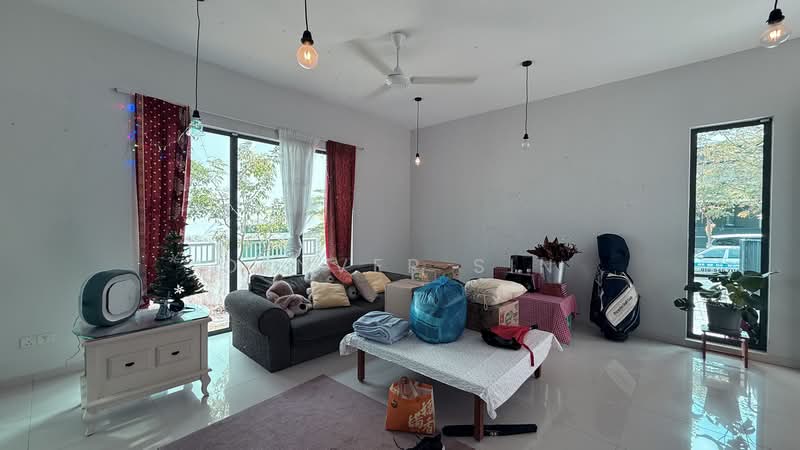 Semi-Detached House for Sale in Saujana Impian (Kajang) - Denver Sin - Living Room - PropertyGuru.com.my