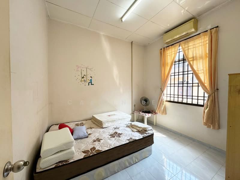 Rumah Teres 1 Tingkat untuk Dijual di Taman Setia Indah (Tebrau) - Calvin Lee - PropertyGuru.com.my