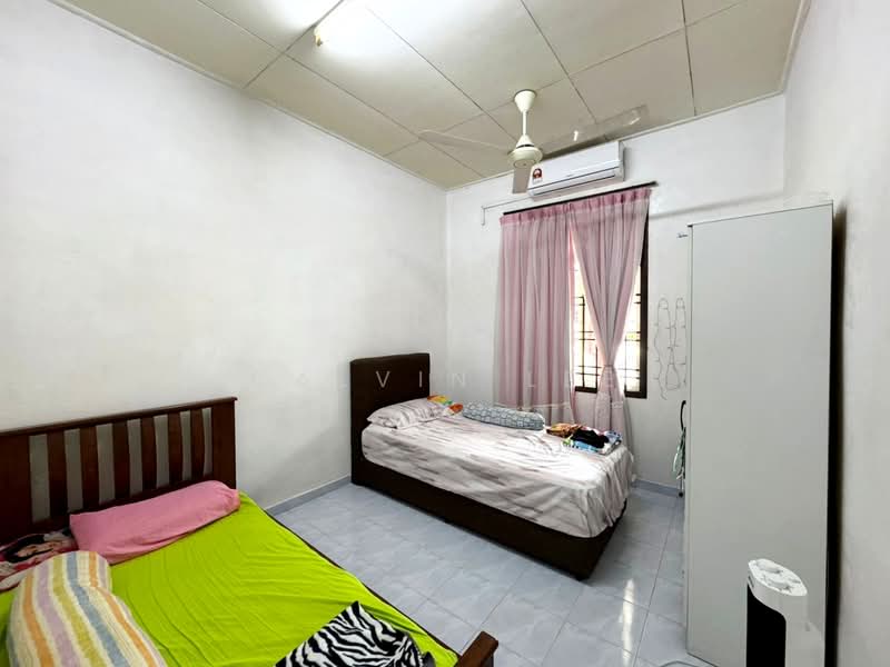 Rumah Teres 1 Tingkat untuk Dijual di Taman Setia Indah (Tebrau) - Calvin Lee - PropertyGuru.com.my