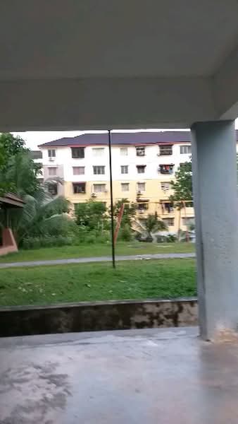 Pangsapuri untuk Disewa di Kemuning Apartment - Sha . - Exterior - PropertyGuru.com.my
