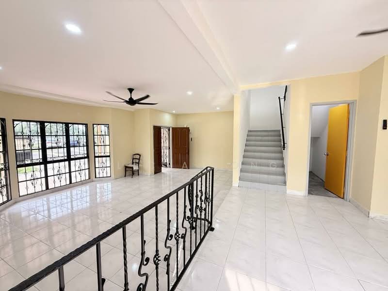 2-storey Terraced House for Sale in Taman Desa Tebrau (Tebrau) - Alicia Fong - Living Room - PropertyGuru.com.my