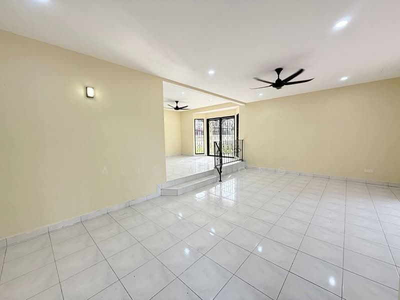 2-storey Terraced House for Sale in Taman Desa Tebrau (Tebrau) - Alicia Fong - Living Room - PropertyGuru.com.my