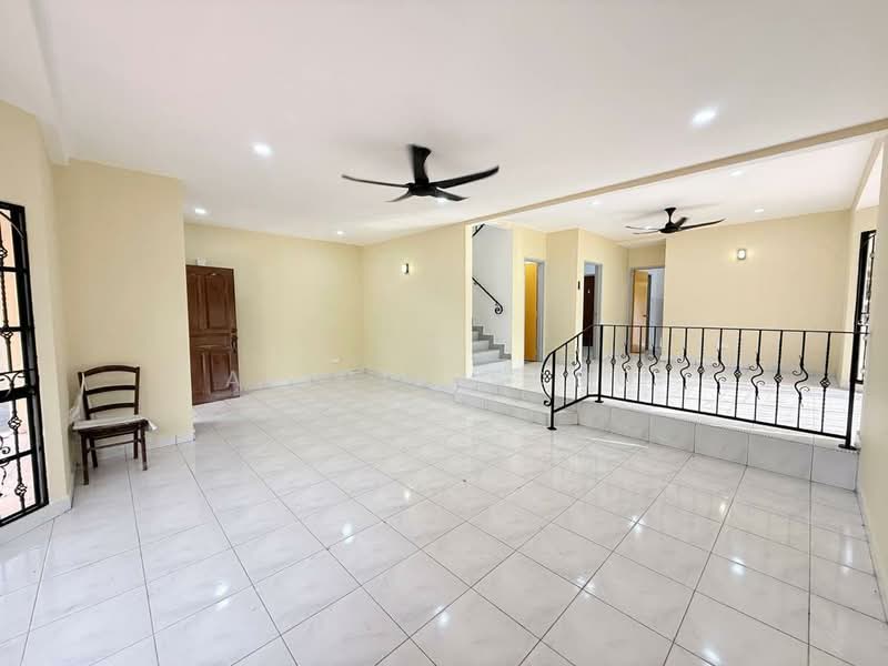 2-storey Terraced House for Sale in Taman Desa Tebrau (Tebrau) - Alicia Fong - Living Room - PropertyGuru.com.my