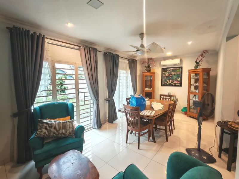 Bungalow for Sale in SS1 (Petaling Jaya) - Adzura Zamedin - Living Room - PropertyGuru.com.my