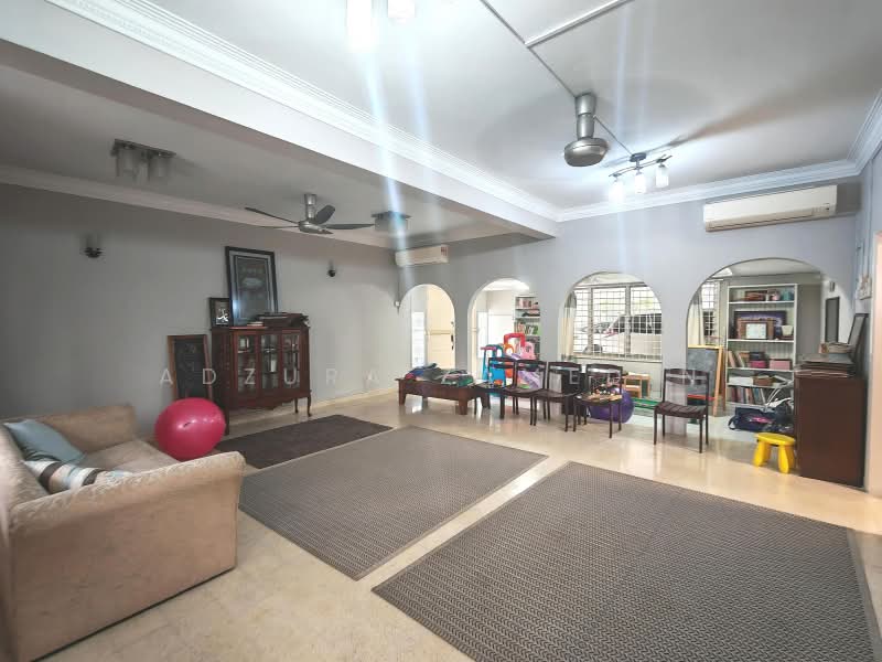 Bungalow for Sale in SS1 (Petaling Jaya) - Adzura Zamedin - Living Room - PropertyGuru.com.my