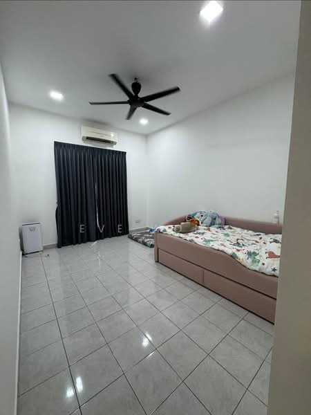 Semi-Detached House for Sale in Setia Alam (Selangor) - Eve Wong - Bedroom - PropertyGuru.com.my
