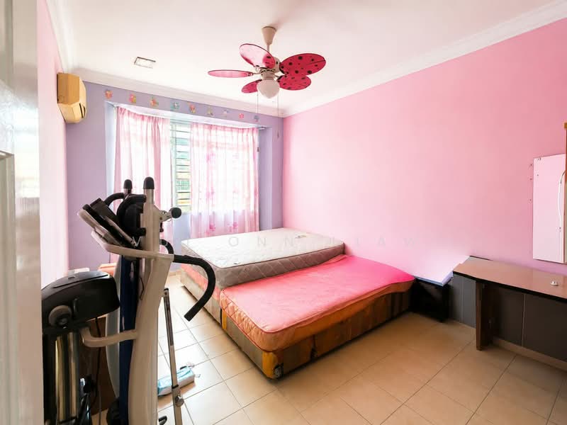 2-storey Terraced House for Sale in Taman Kingfisher 3 & 4 (Kota Kinabalu) - Vui Onn Liaw - Bedroom - PropertyGuru.com.my